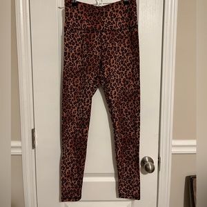 Ladies leggings size medium